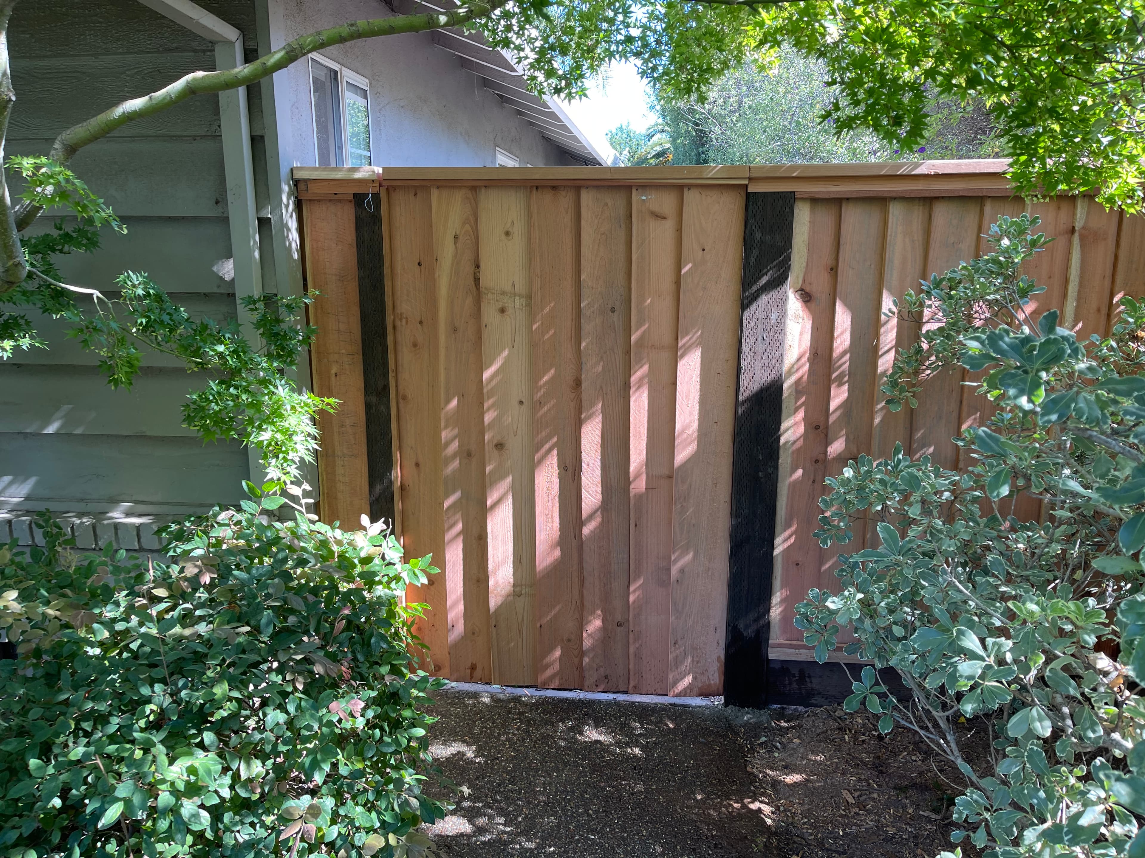 Gate 6' Louvered 2x4 On Top