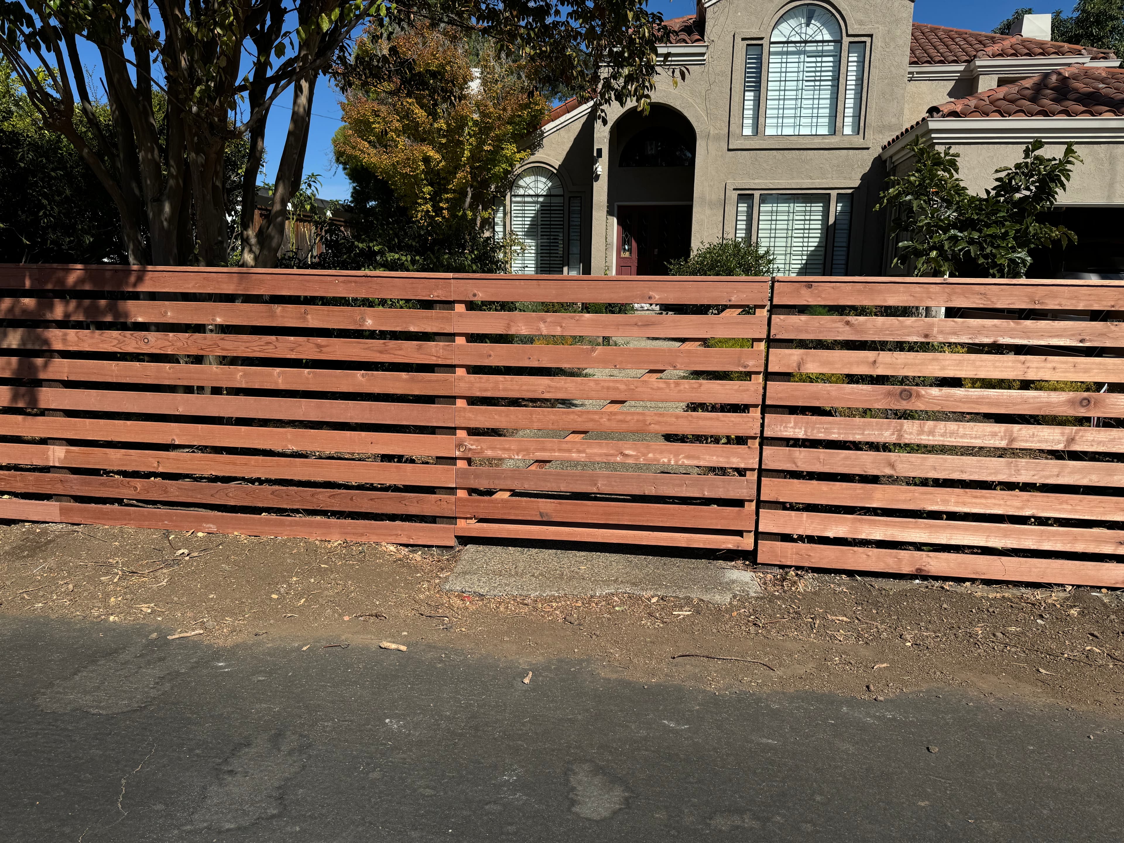 Gate Horizontal 1x4 1x6 Cap