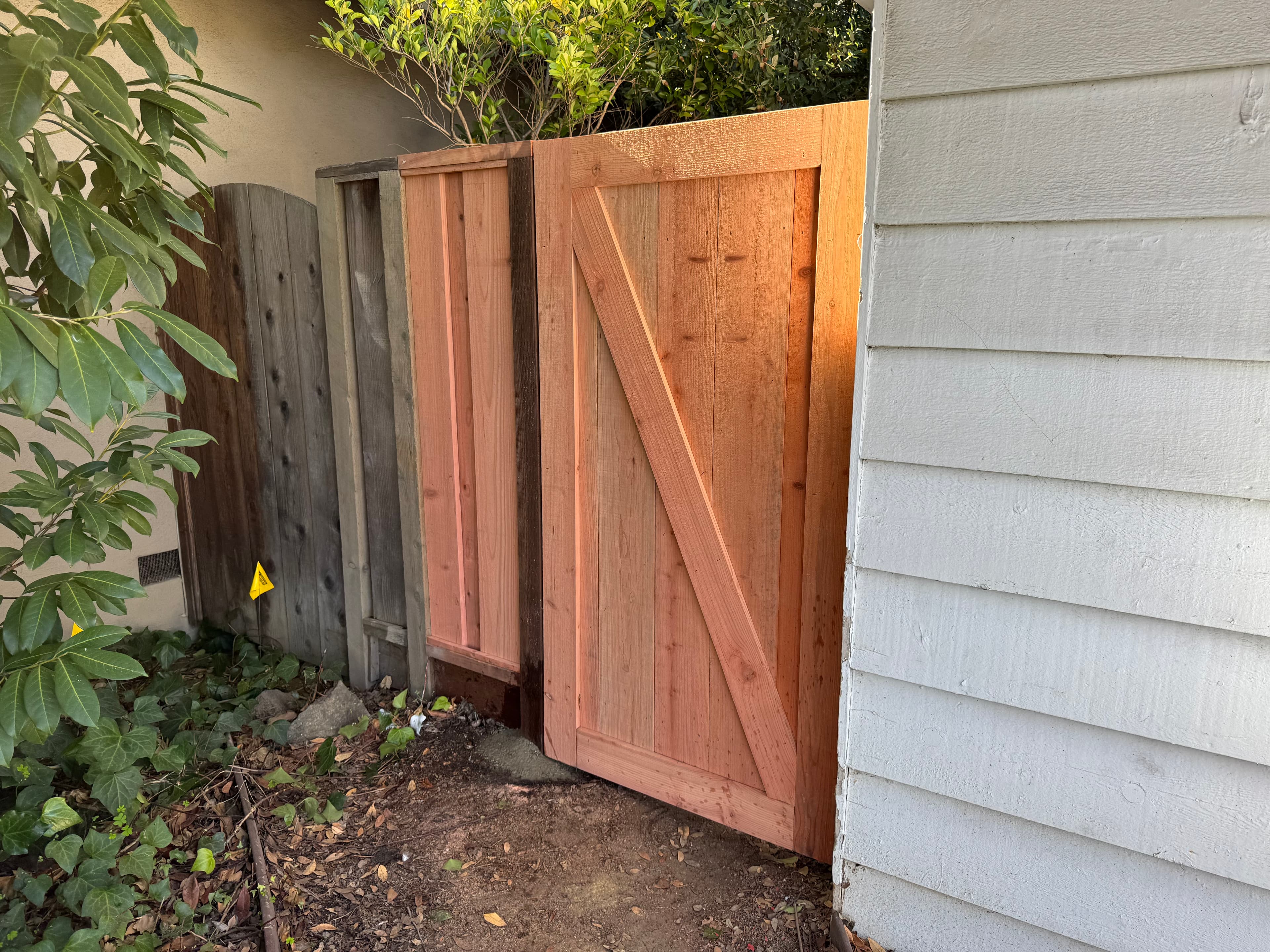 Gate Nail On W Boarder+Z Board 2