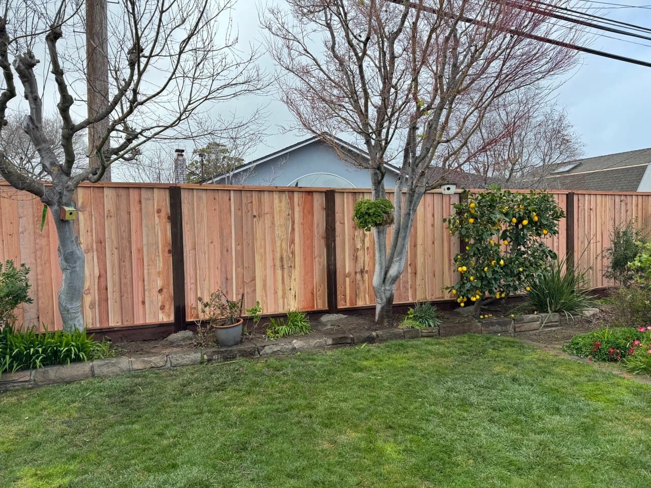 7' Solid Louvered With 4x6 Posts