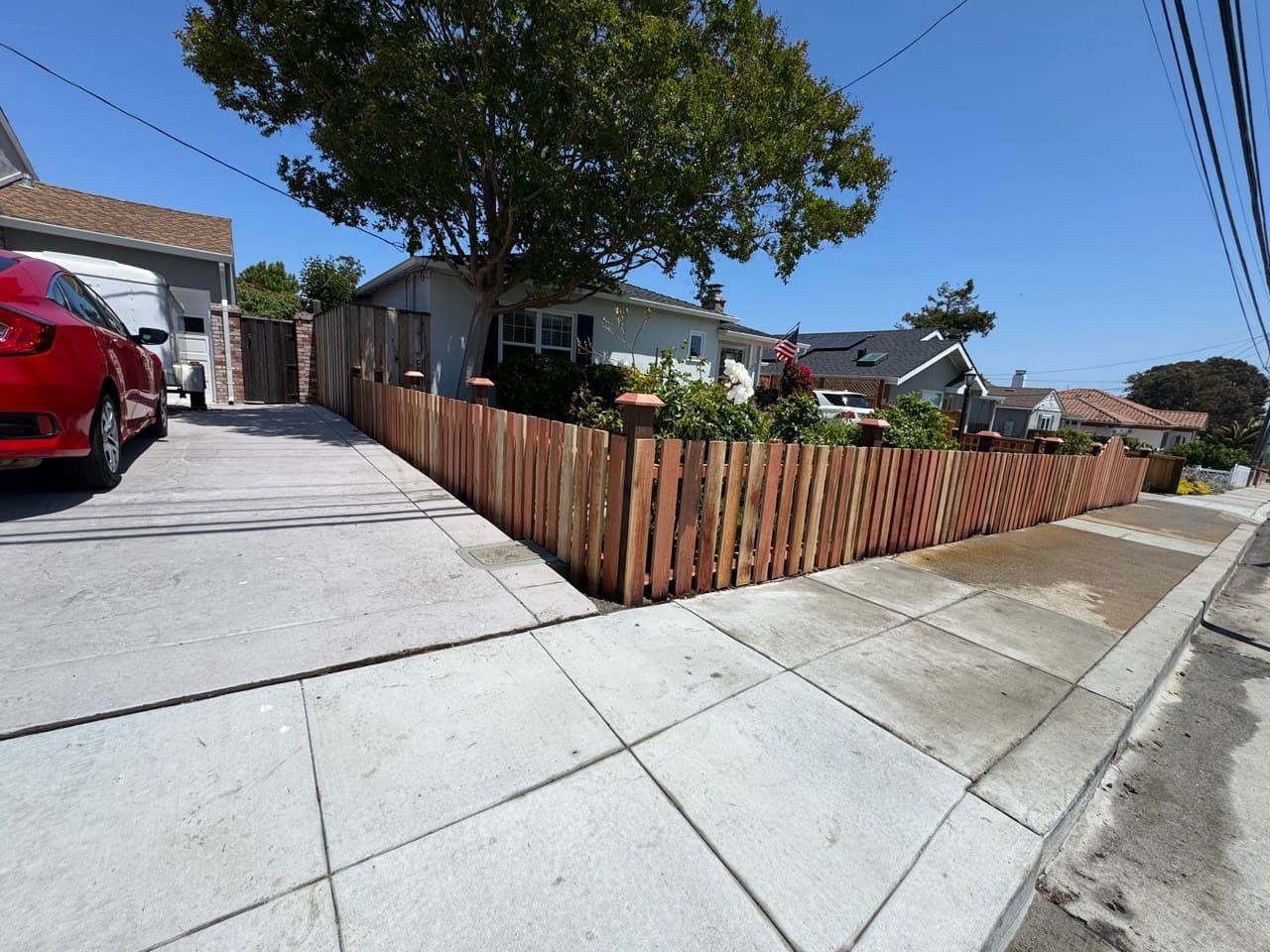 1x4 Short Fence With Custom Post Cut Post Caps 2