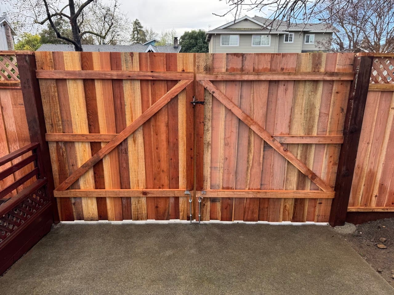 Double Gate Rear