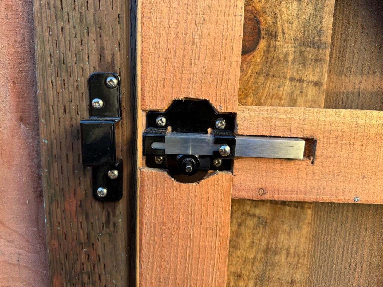 Keyed Rimlock Inside